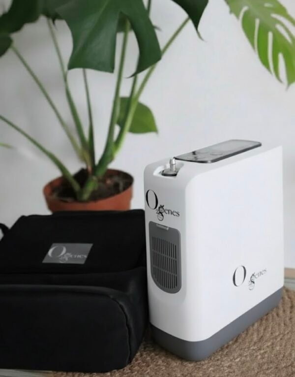 portable oxygen concentrator white 2 with bag