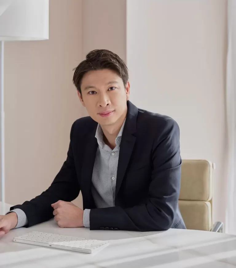 Dr Gerard Ee mitra hbot