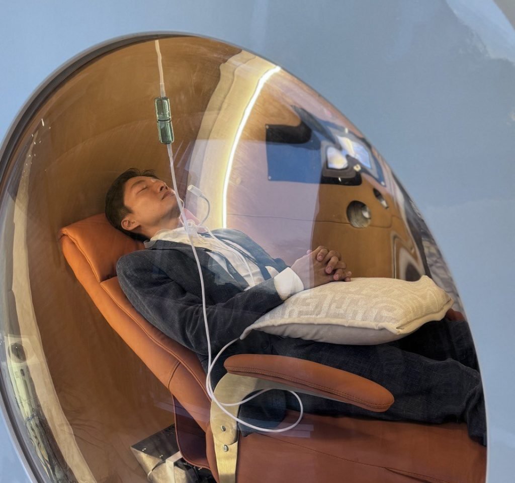 Aura Hyperbaric Cocoon Interior