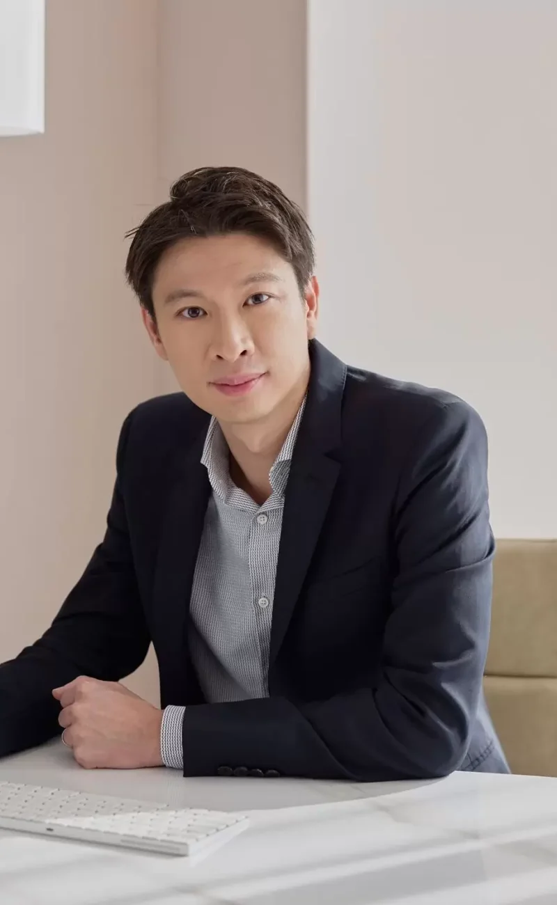 Dr Gerard Ee