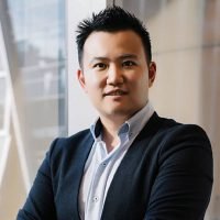 د. ستيفن تشو هبوت شريك في شركة O2genes